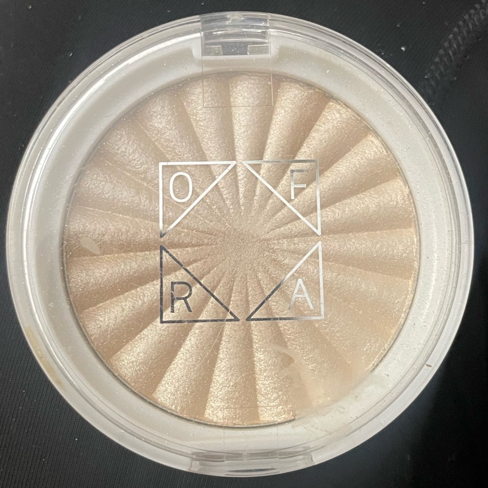 OFRA Star Island Highlighter